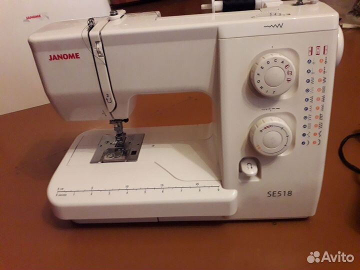 Швейная машинка (Janome se 518)