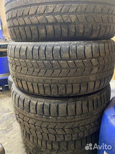 Windpower AL 01 255/40 R19