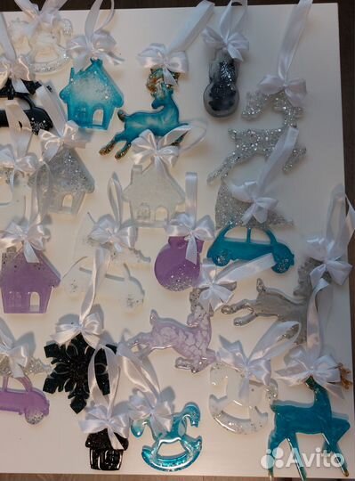 Новогодние игрушки из эпоксидной смолы