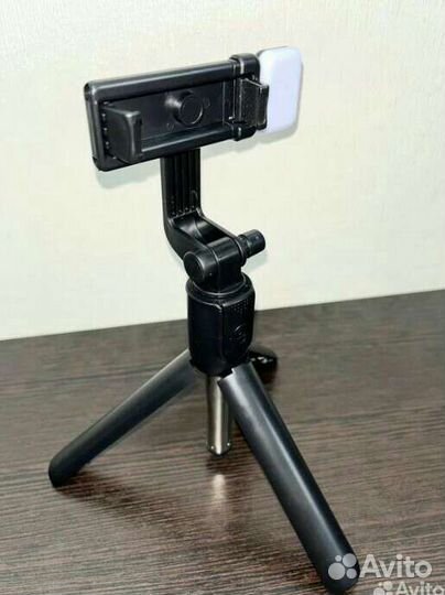 Трипод штатив монопод стабилизатор с пультом 50 см