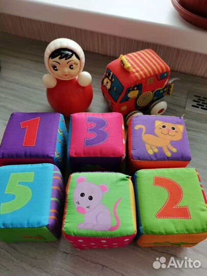 Детские развивающие игрушки