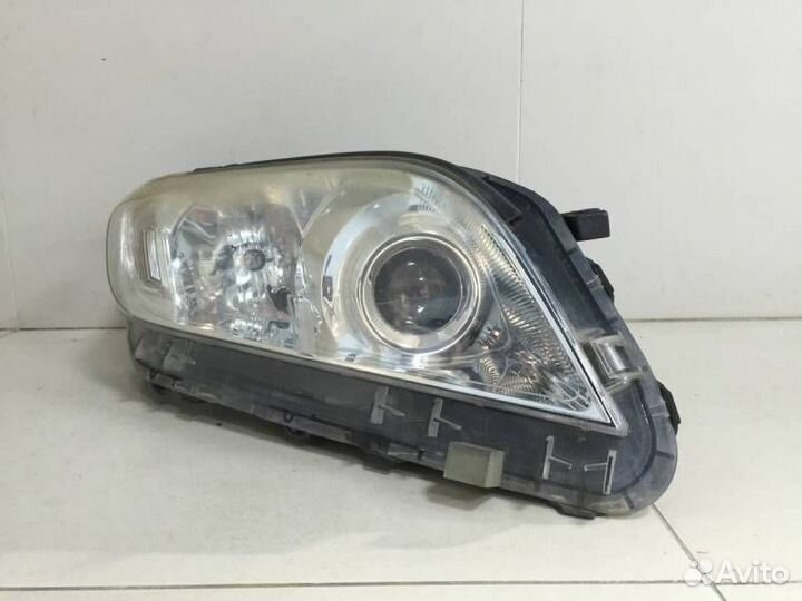 Фара правая Toyota Rav 4 A30 2006-2013