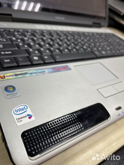 Ноутбук Toshiba pspaae-00s00gru