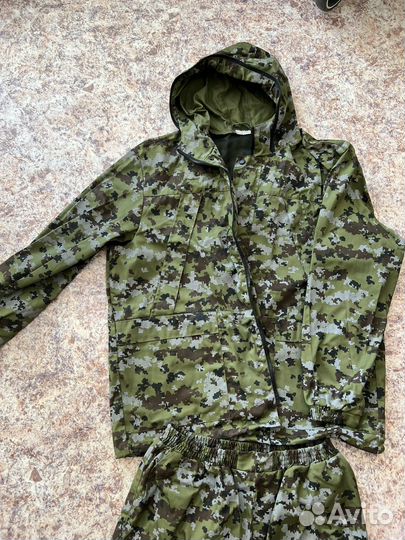 Леттний костюм