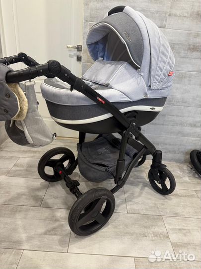 Коляска 3 в 1 Adamex в отл.сост