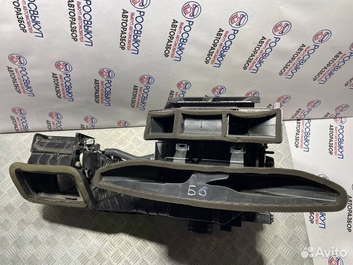 Корпус отопителя Volkswagen Passat