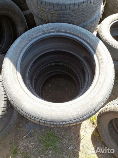 Yokohama dB Decibel E70B 215/55 R17