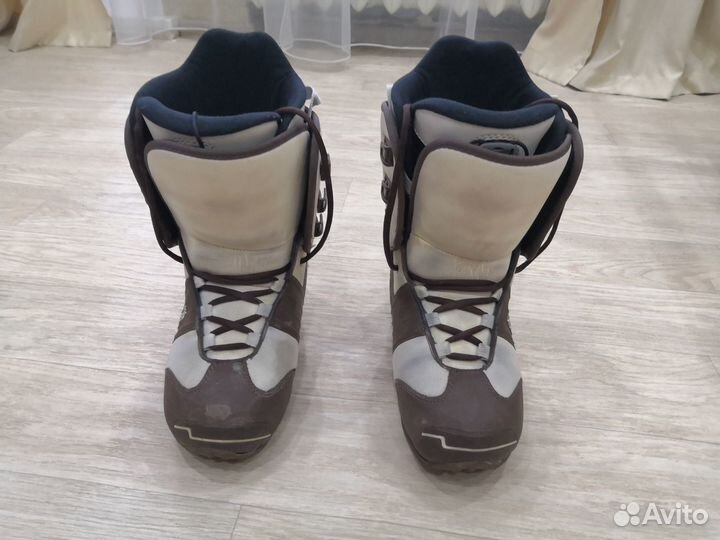 Ботинки для сноуборда Deeluxe
