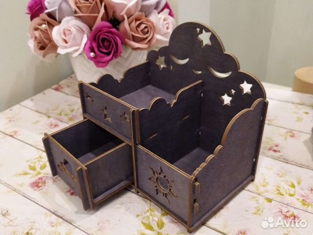 Деревянный органайзер на стол