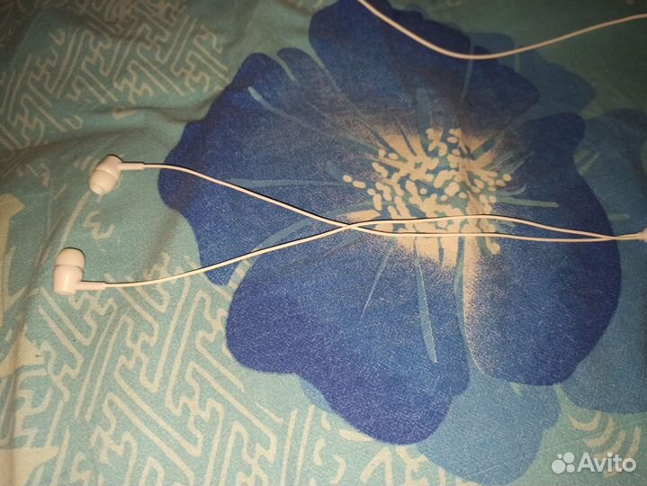 Наушник с хорошим микрофоном