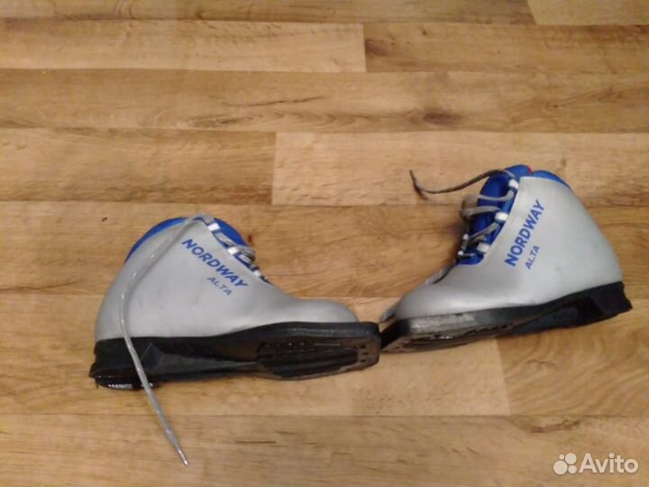 Лыжные ботинки детские