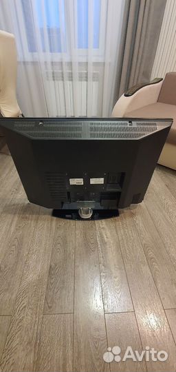 Телевизор Philips 32 дюйма