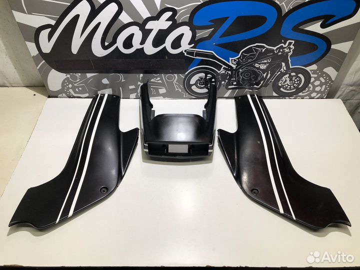 Комплект пластика Kawasaki GPZ 500 1993г