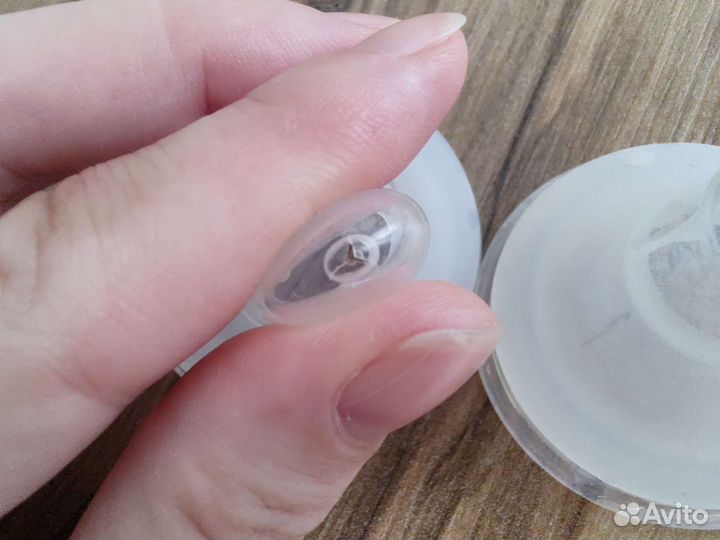 Соски 3шт. на бутылочки Pigeon антиколик L 6мес.+