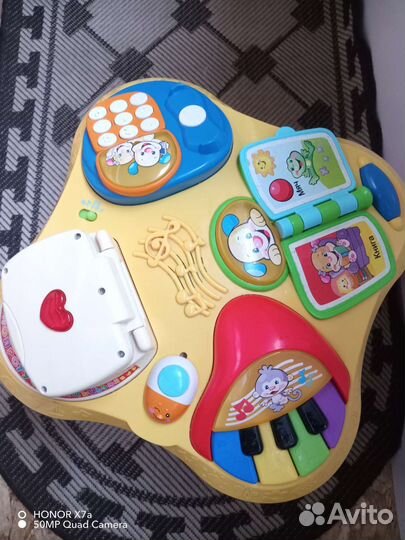 Развивающий столик fisher price