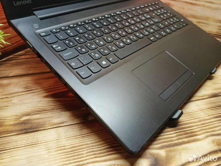 Игровой Lenovo/i5-7200U/8GB/920MX/SSD 480GB