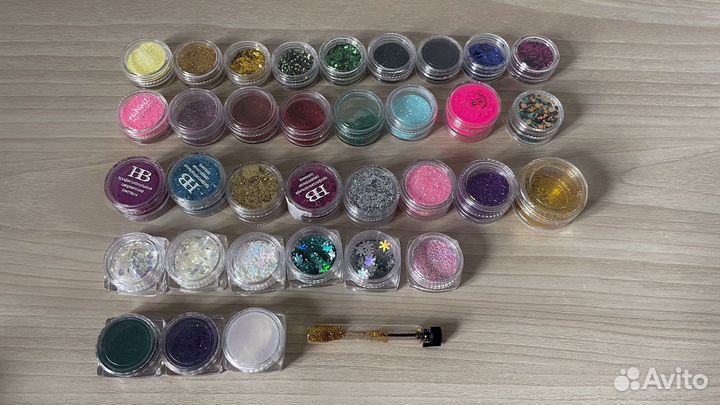 Блестки и декор для маникюра