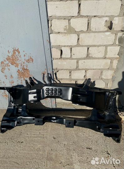 Подрамник Mitsubishi Outlander 1 арт. 10110