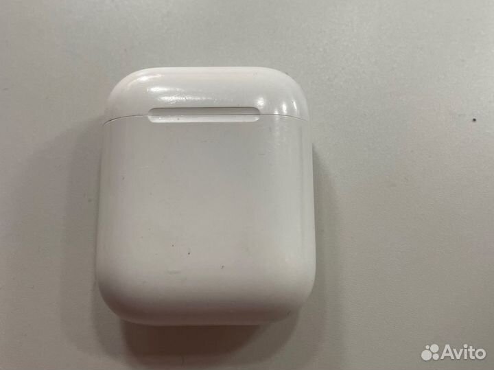 Наушники airpods(1-го поколения )