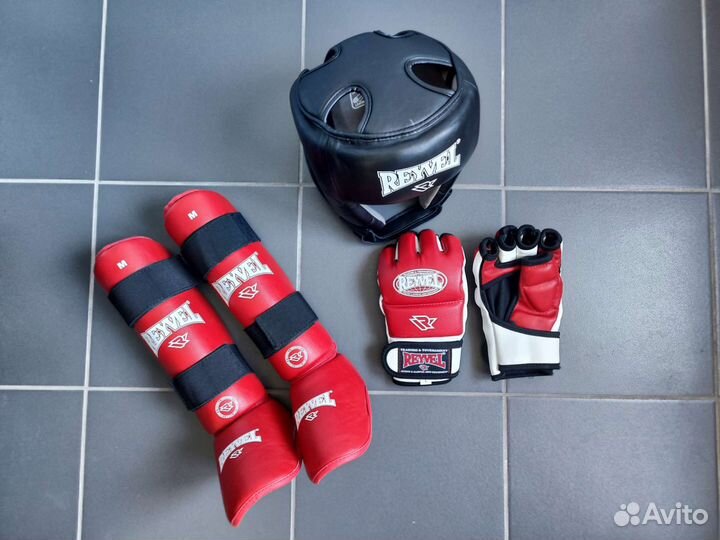 Набор для единоборств Reyvel