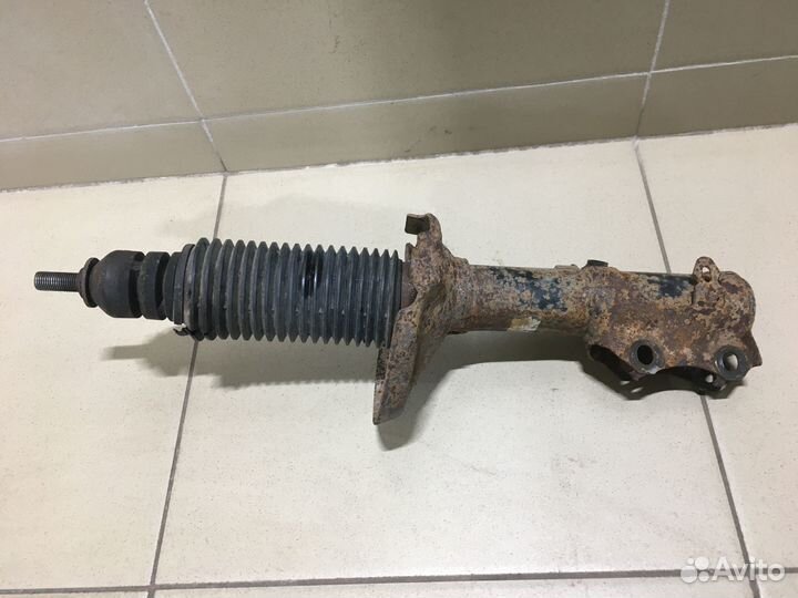 Амортизатор передний Golf III/Vento 1991-1997