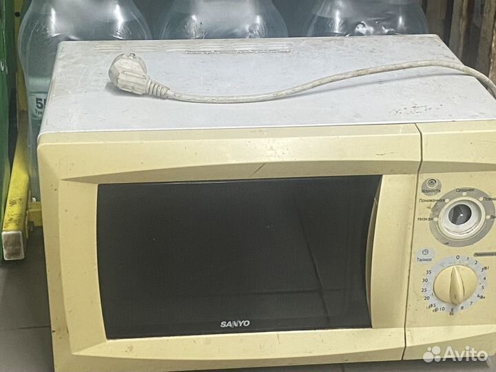 Микроволновая печь Sanyo