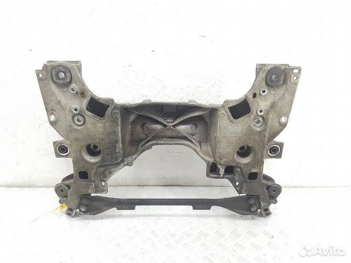 9650769910 Балка подвески передняя (подрамник) Pe