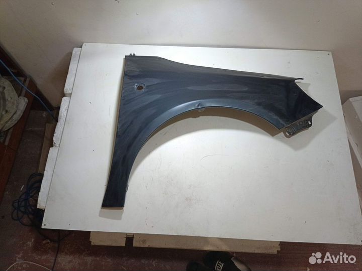 Крыло переднее правое Skoda Fabia II 2010-2015