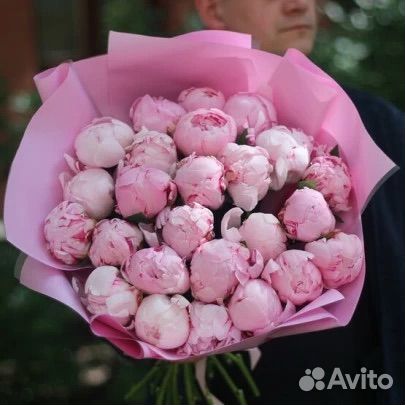 Букеты из голландских пион