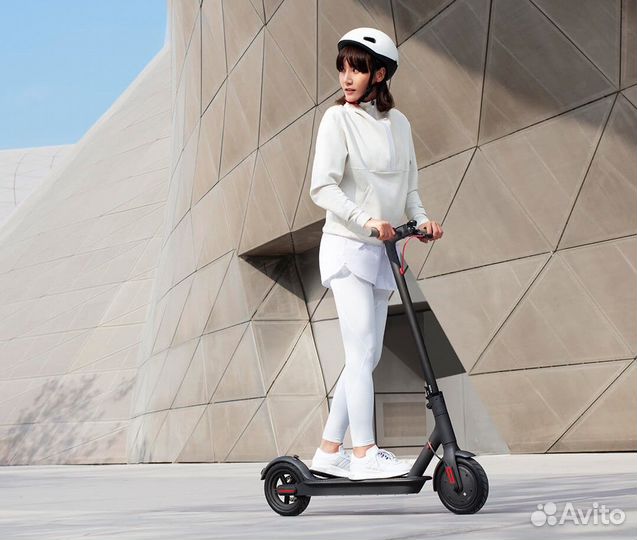 Новый электросамокат Xiaomi Scooter 1S