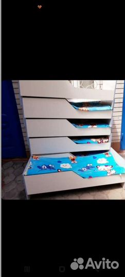 Детская кроватка