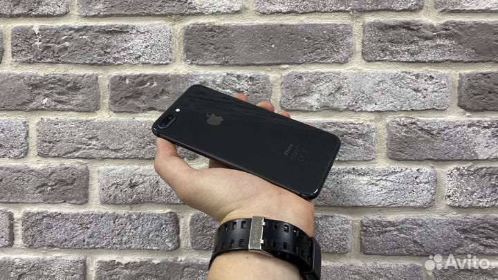 iPhone 8 Plus, 64 ГБ