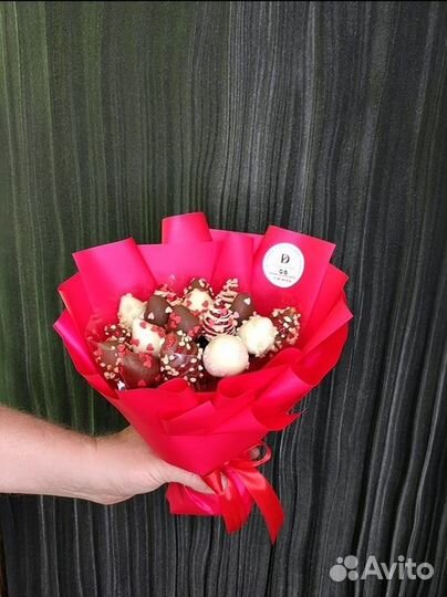 Букет из клубники в шоколаде