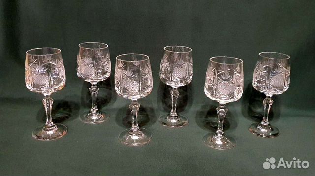 Хрустальные бокалы 