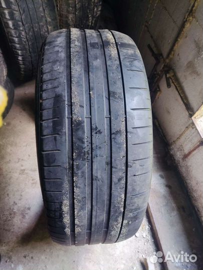 Pirelli P Zero 285/45 R20