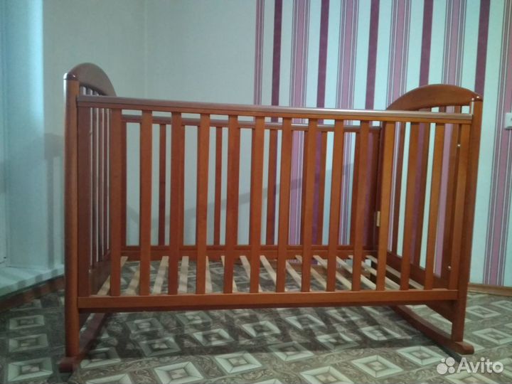 Кроватка детская