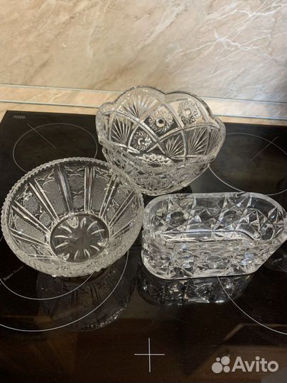 Хрустальная конфетница