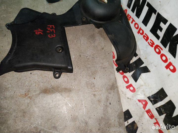 Кожух ремня грм Ford Focus 3 2011