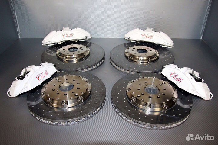 Комплект карбон-керамической системы Nissan GT-R