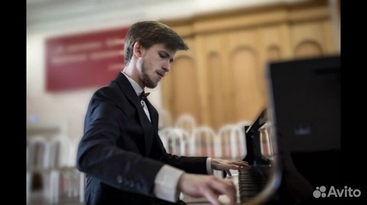 Преподаватель фортепиано, гитары, сольфеджио