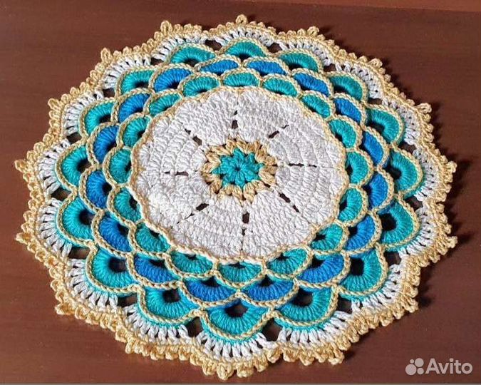 Салфетка вязаная кружевная крючком