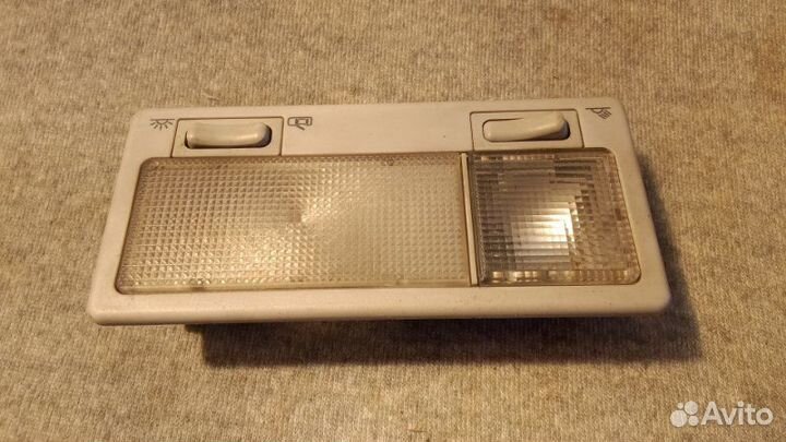 Плафон салонный Volkswagen Vento 1H2