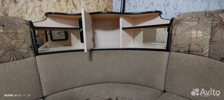 Угловой диван бу