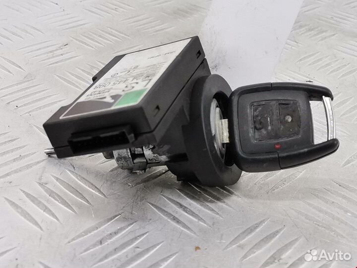 Замок зажигания для Opel Zafira A 93172805