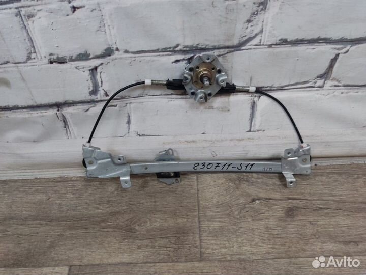 Стеклоподъемник передний правый Nexia