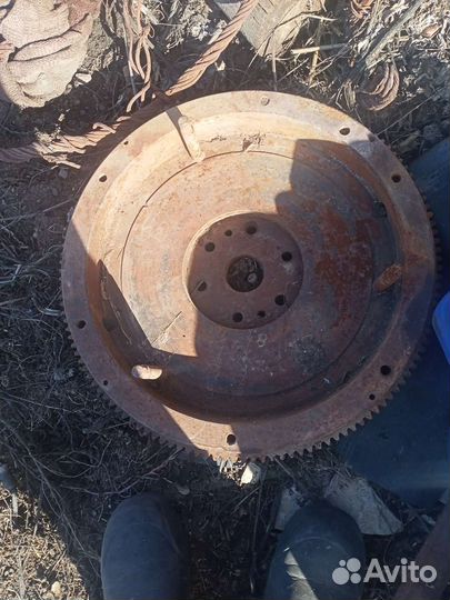 Запчасти на Трактор юмз