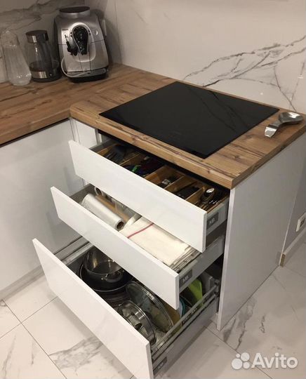 Кухонный гарнитур на заказ. Своё производство