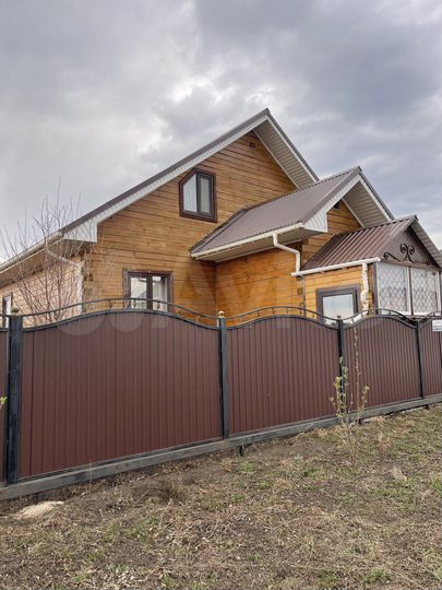 Коттедж 177 м² на участке 10 сот.