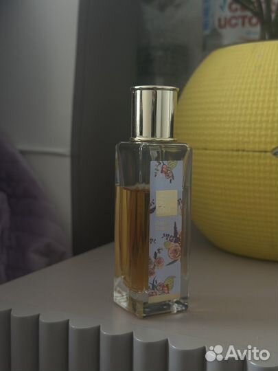 Парфюмерная вода voilà DU joli