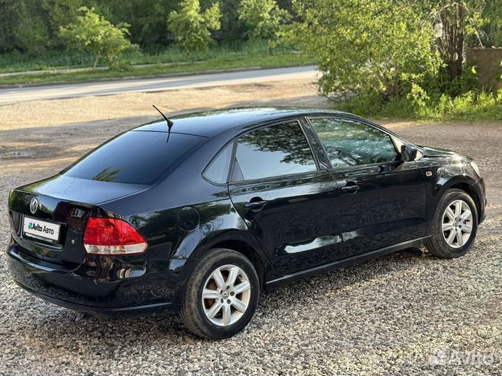 Volkswagen Polo 1.6 AT, 2013, 140 785 км